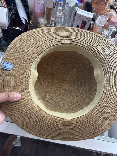 Prada Logo Raffia Women’s Hat For Summer - Picture 3 of 4