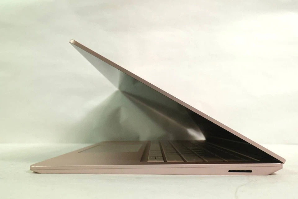 MICROSOFT SURFACE LAPTOP 3 | INTEL CORE I5-1035G7 1.20GHZ | 256GB | 8GB | SIN SISTEMA OPERATIVO Foto 4 de 4