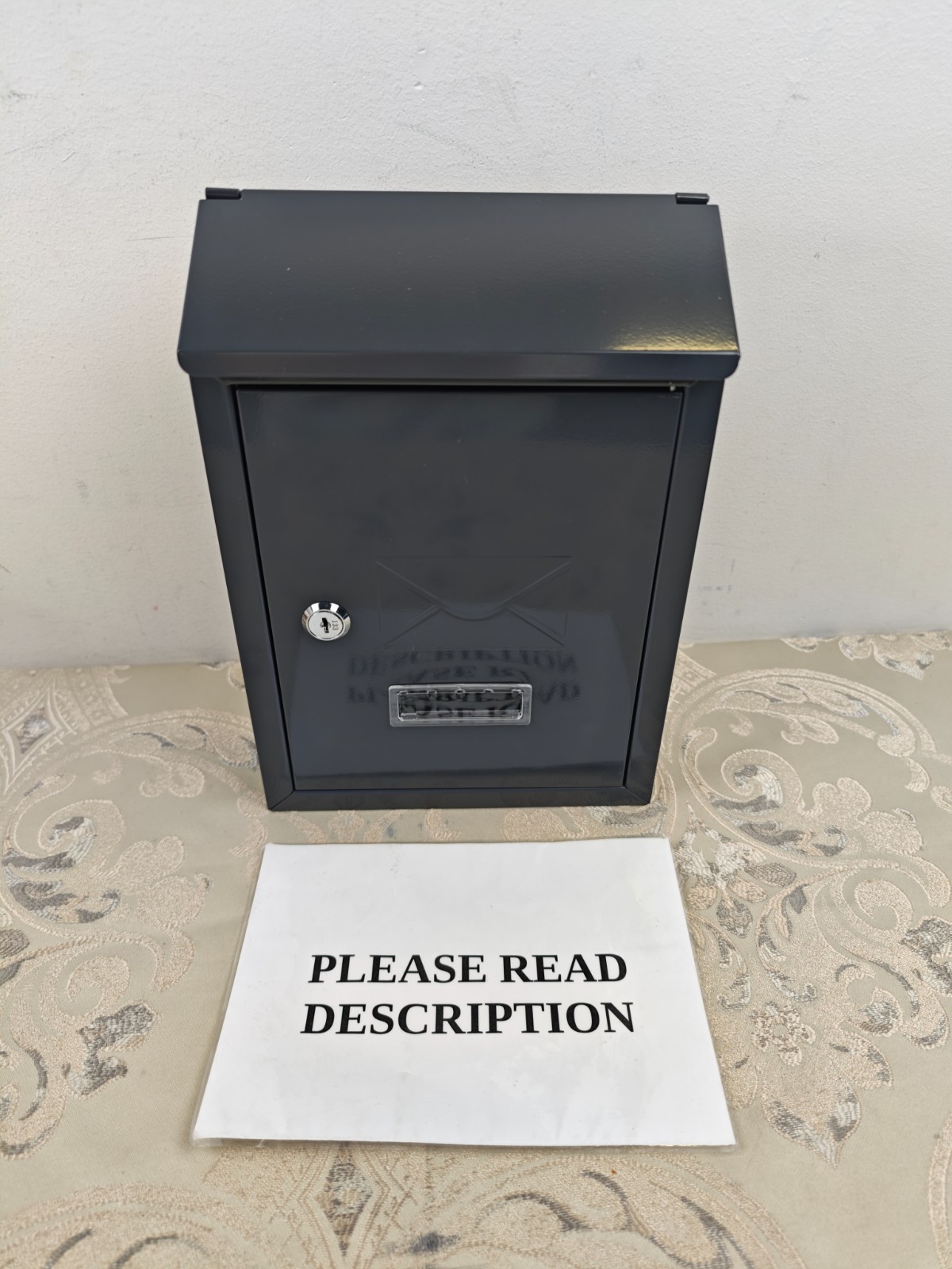 Assorted Collections Wall Mounted Post Box, Steel Lockable Mailbox (READ)
