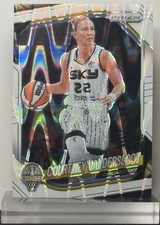 2025 Panini Prizm WNBA Courtney Vandersloot #8 White Seismic Prizm Chicago Sky