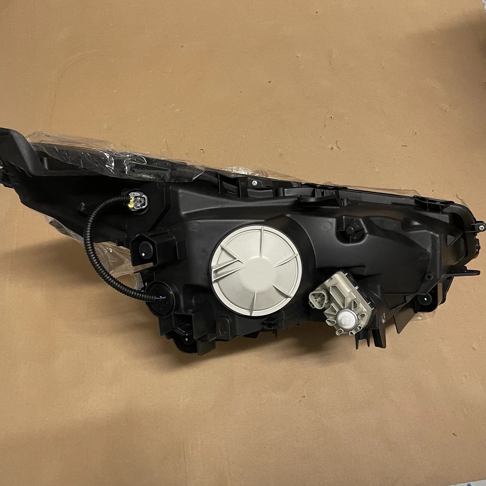 2015 2016 2017 Lexus NX200t Headlights LED w/Sport Pkg Black LH + RH - Image 4 of 4