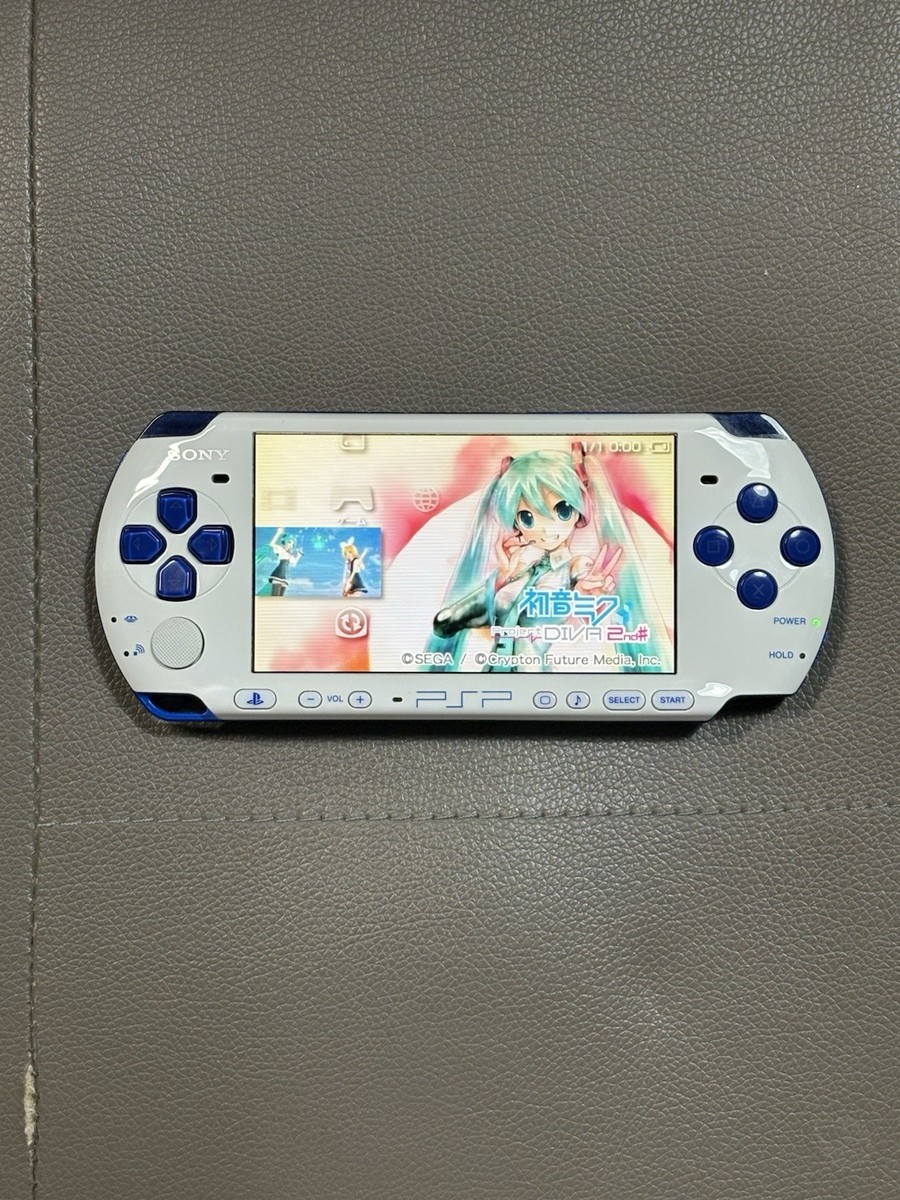 Sony PSP-3000 White & Blue Value Pack PSP Japan Limited