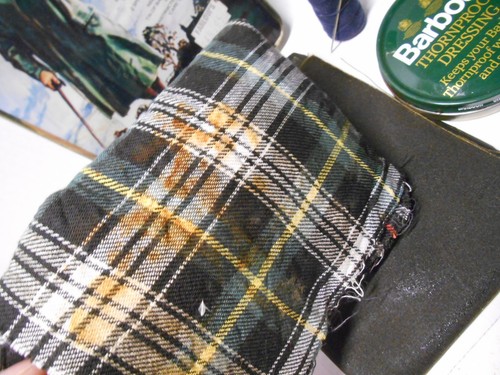 Vintage Barbour Thornproof Repair Kit Tin Waterproof Fabrics Threads Outdoors UK - Picture 2 of 11
