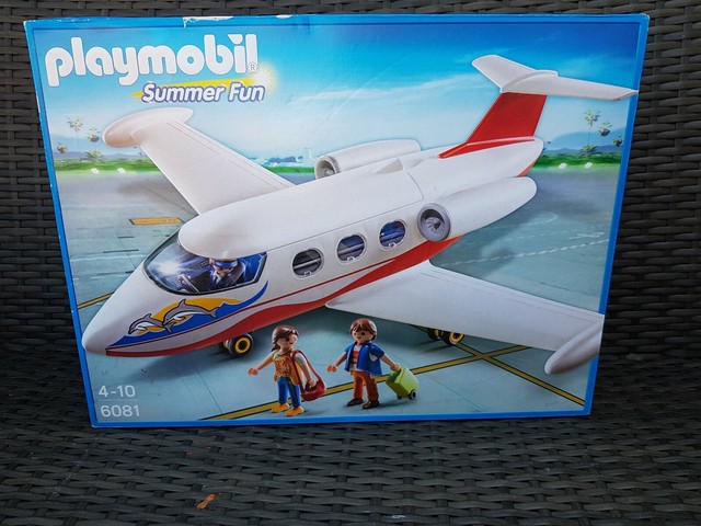 playmobil aeroplane