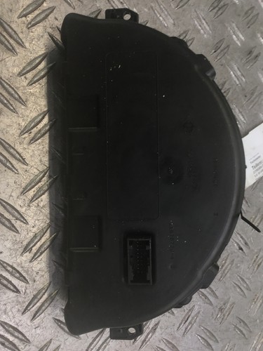 Tacho Citroen C2 1.4 54kW 73PS P9660225780 Kombiinstrument - Bild 4 von 4