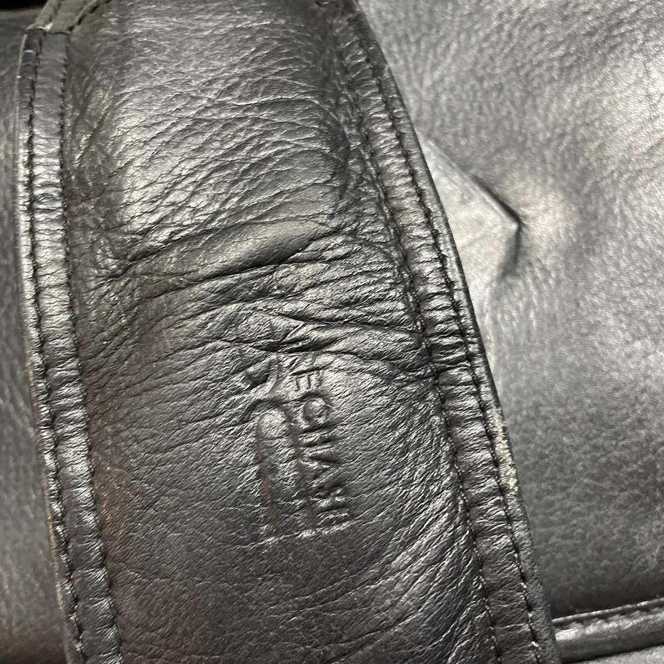 Maletín ejecutivo de cuero para computadora Claire Chase negro con silla de montar Foto 4 de 4