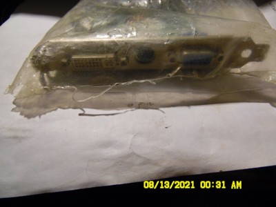 e-GeForce FX5200, 64 MB AGP Card