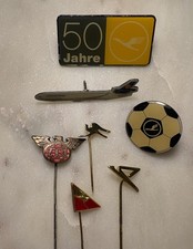 Konvolut Vintage Luftfahrt u.a. Lufthansa Pins & Anstecknadeln &ndash; Sammlerst&uuml;cke