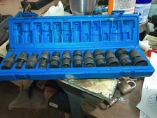 Grey Pneumatic 12 Piece 3/8" Drive Universal Swivel SAE Impact Socket Set used