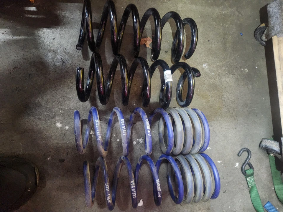 Muelles reductores deportivos H&R para BMW G30 M550i xDrive 17-23 [1,3" F/1,2" R] Foto 2 de 4