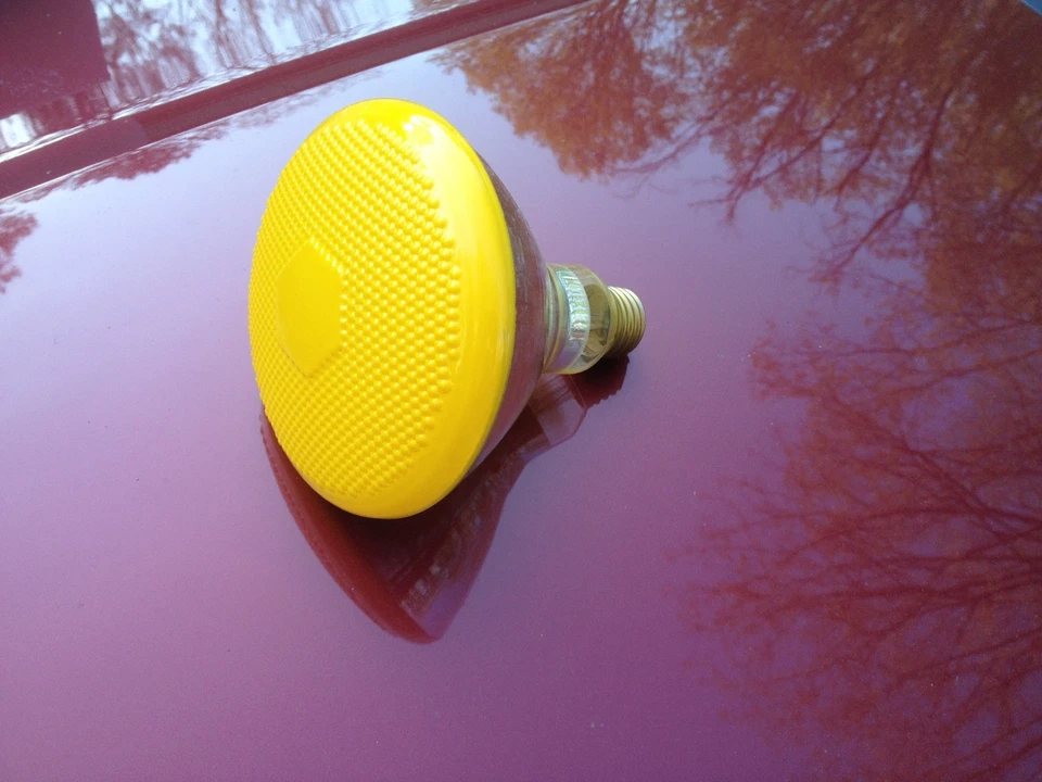 newUSA made 12,000hr Bug Yellow outdoor flood 90w LIGHT BULB BR38 replaces PAR38 - Image 4 of 4