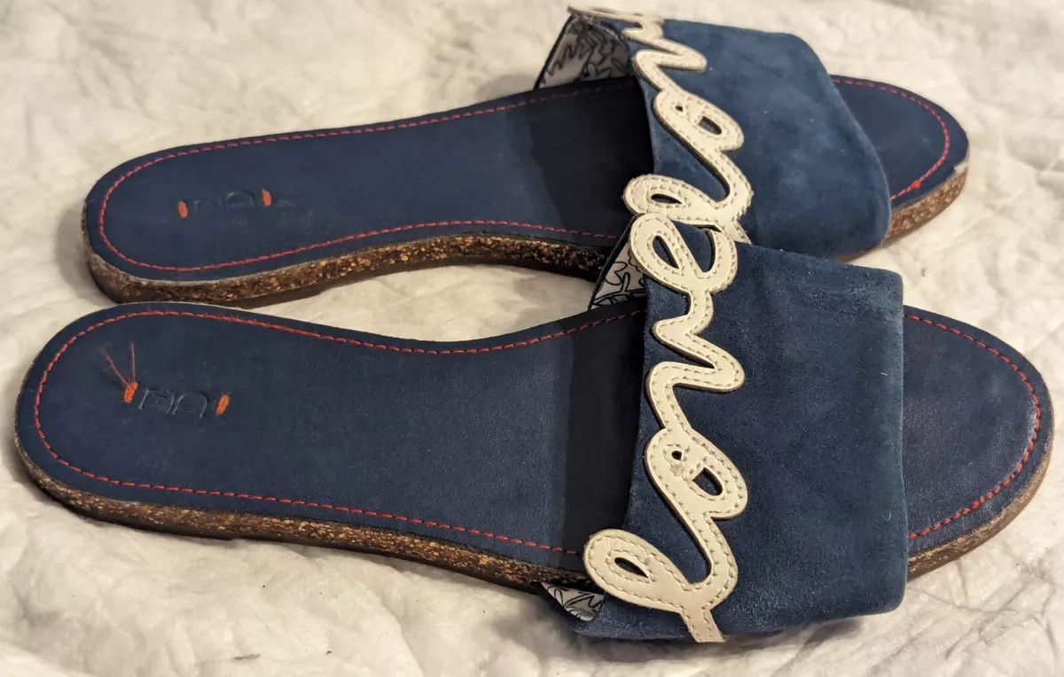 Ellen degeneres best sale sandals