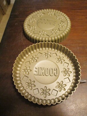 set of 2 oreo sandwich cookie 1.5x9'' Chicago Metalic cake cookie baking pans