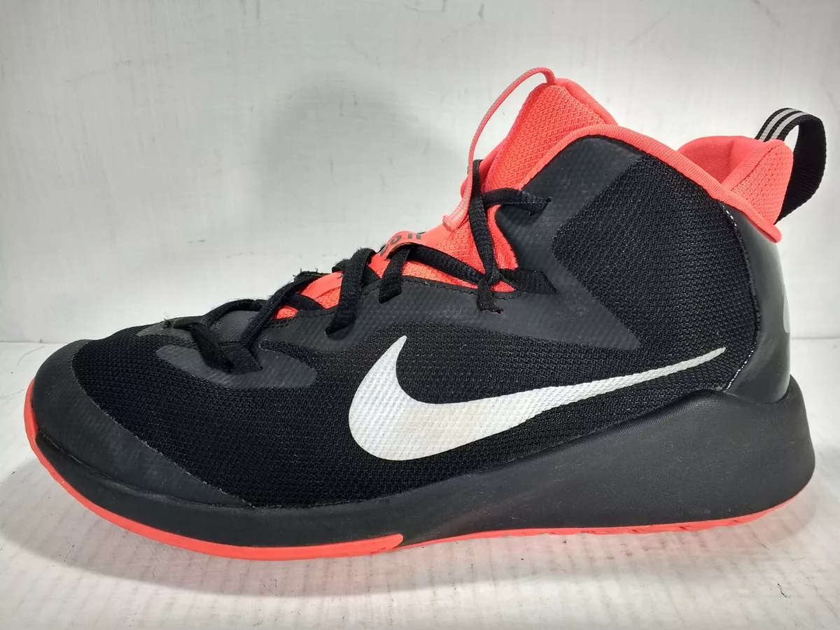 Tenis de best sale basquete and 1