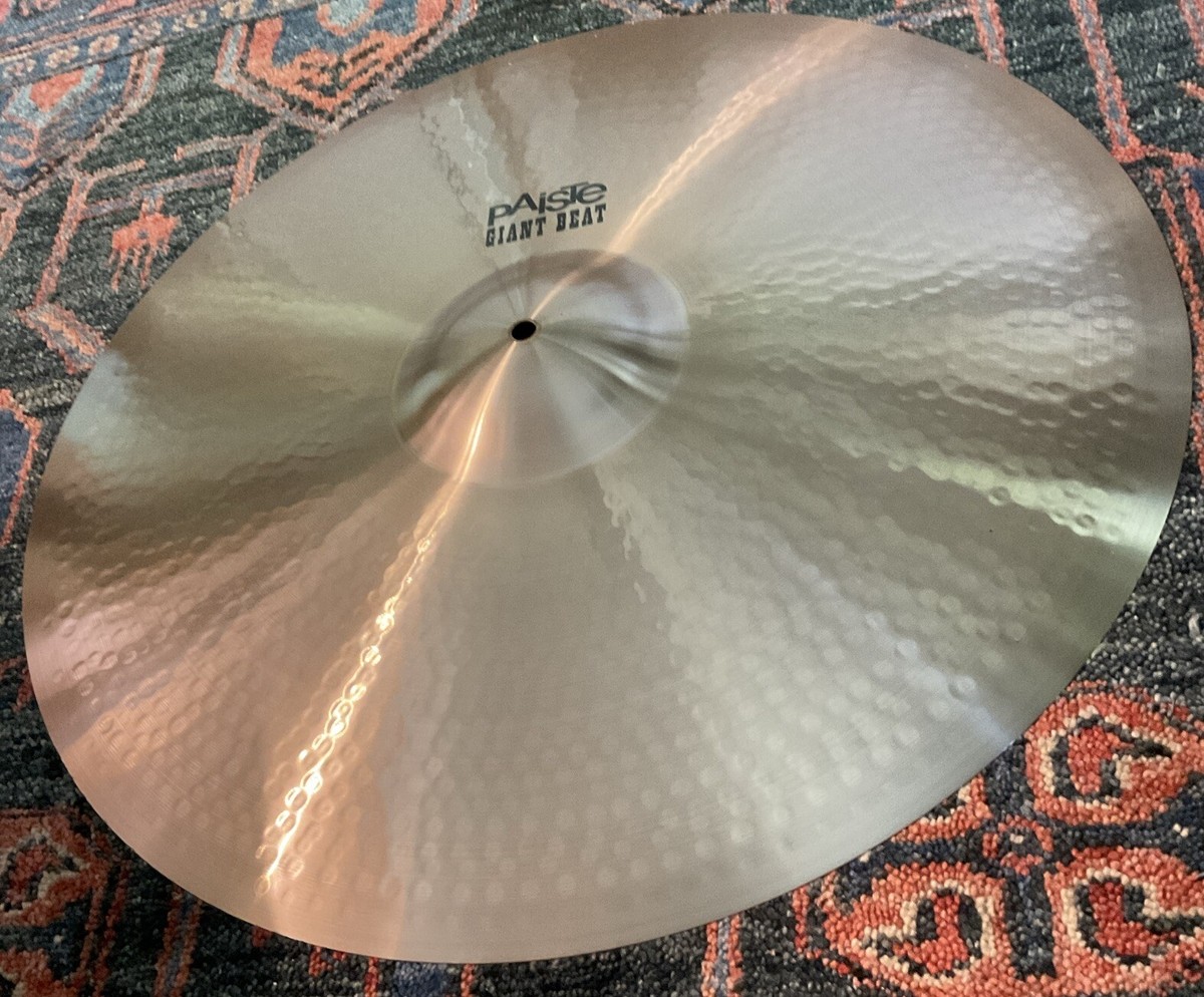 Paiste Giant Beat 24 ケース付き