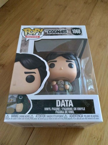 Funko Pop Movies The Goonies Data with Glove Punch #1068