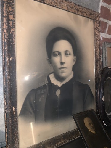 4 ANTIQUE FRAMED PHOTOGRAPHS CREEPY COOL ORIGINAL PERFECT FOR HALLOWEEN 1 @ 1914 - Picture 6 of 13