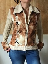 Lady  s Sweater /Jacket Size Small