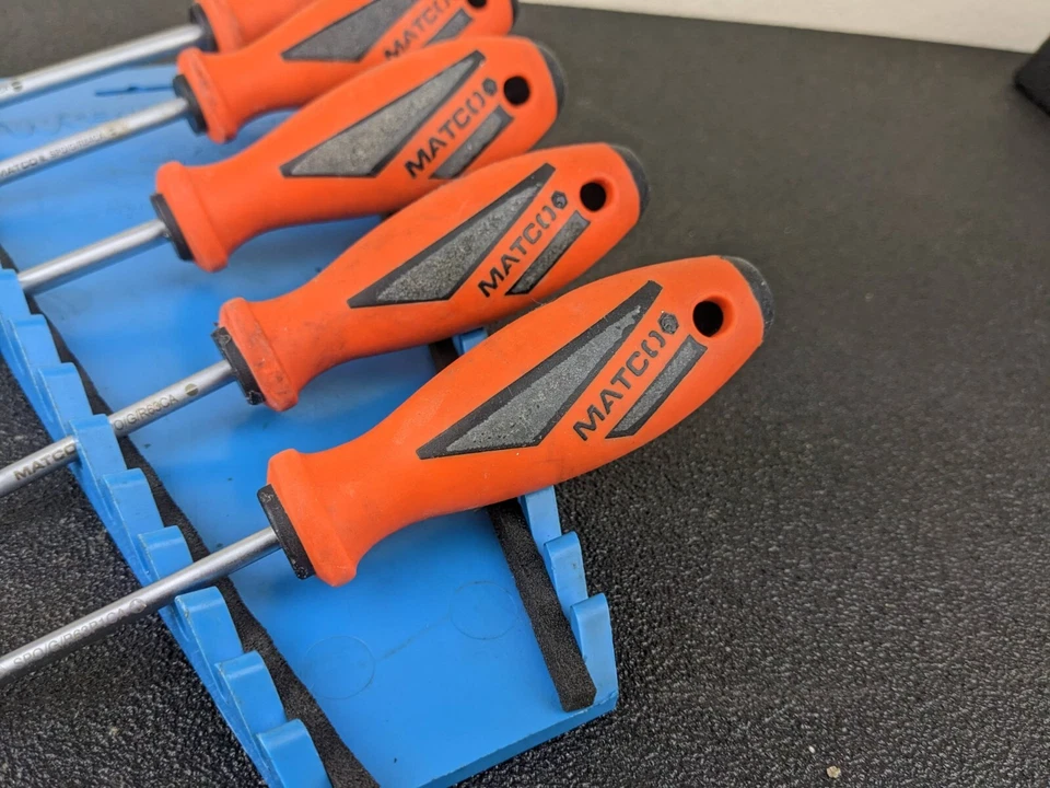 #bi480 Matco Tools 5 Piece Premium Orange Screwdriver Set - Image 2 of 4