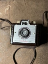 VINTAGE KODAK BROWNIE HOLIDAY FLASH CAMERA 1950'S UNTESTED