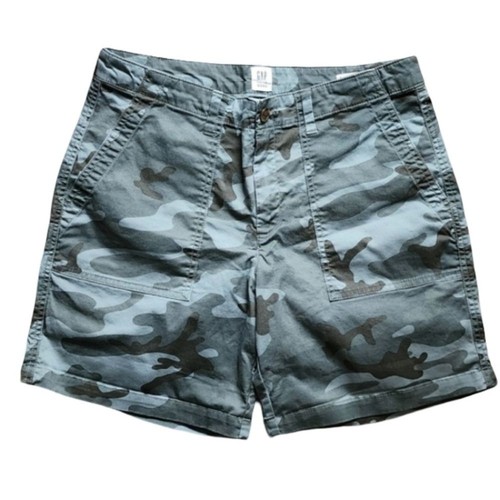 Gap Girlfriend Khaki Short Camo Women's Size 8