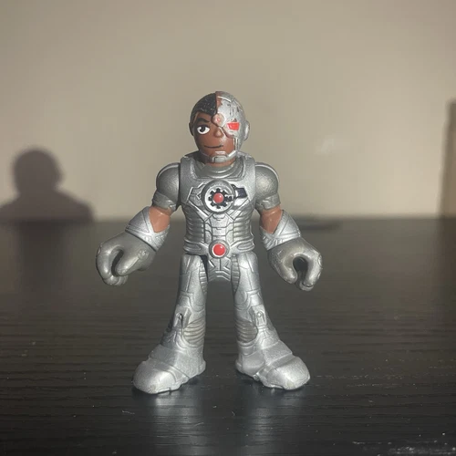 Imaginext DC Super Friends Cyborg Figure - Picture 1 of 3