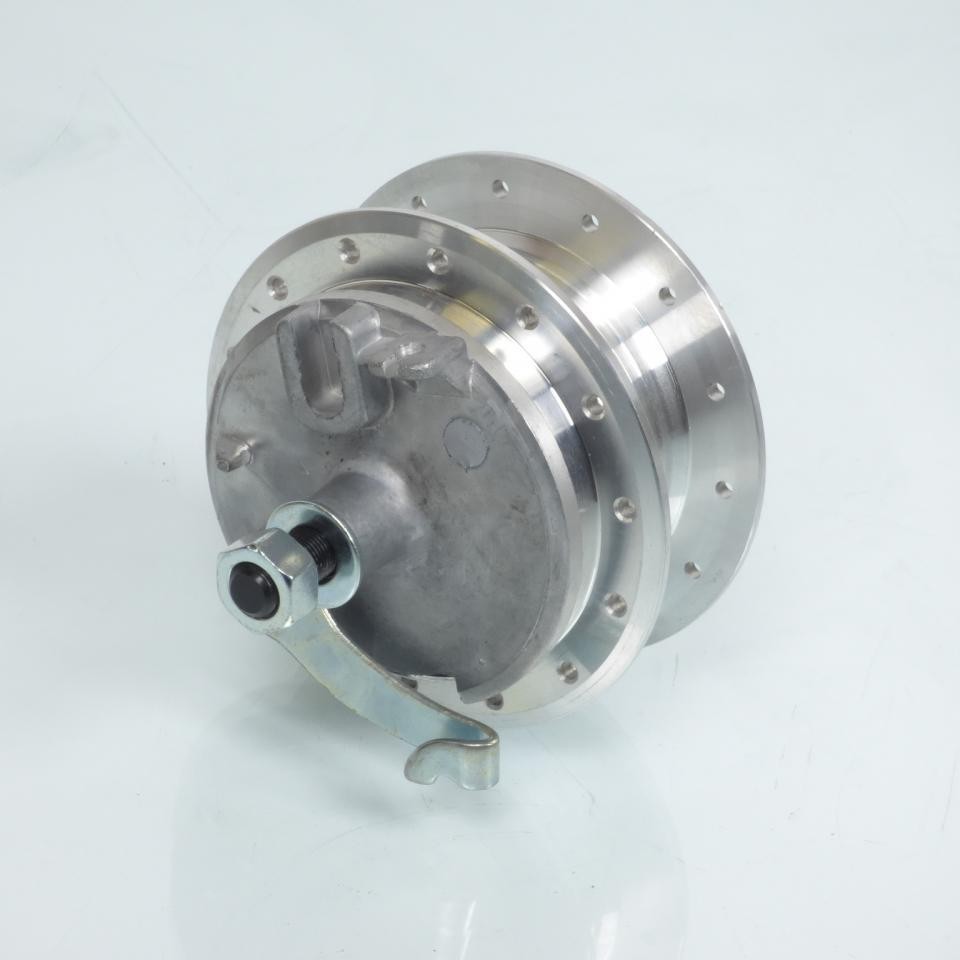 Moyeu avant 28 rayons axe Ø12mm pour réparer une Peugeot 103 SP
