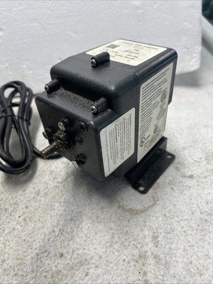 Stenner Pump 45M5 - 2.5 to 50 gpd. Adjustable Rate - 25psi -  Parts Item