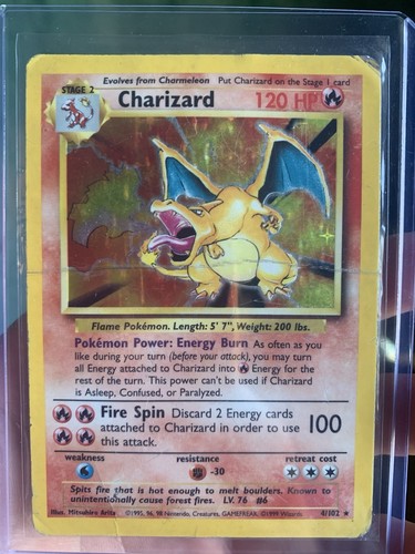 Base Set Charizard : Holo Rare 4 / 102 , 1999 . WOTC - Picture 2 of 4