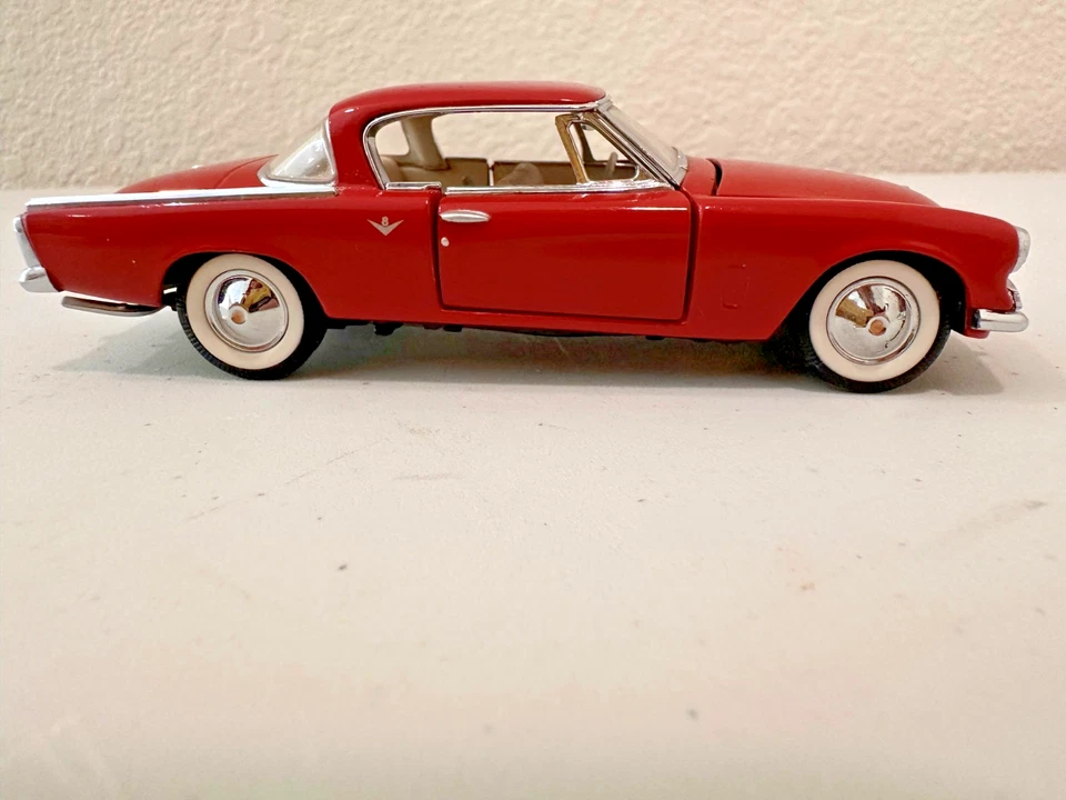 Franklin Mint 1953 Красный Studebaker Commander Литой 1:43, отличное состояние товара - Изображение 3 из 4