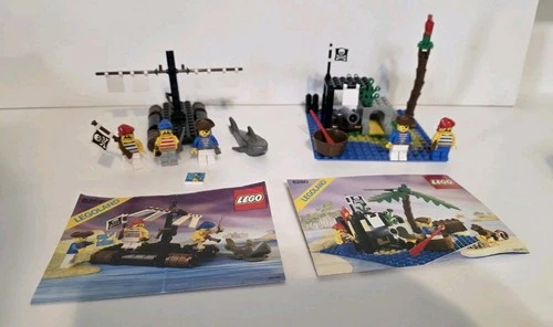 Lego Pirates - 6257 Castaways Raft & 6260 Shipwreck Island - With Instructions