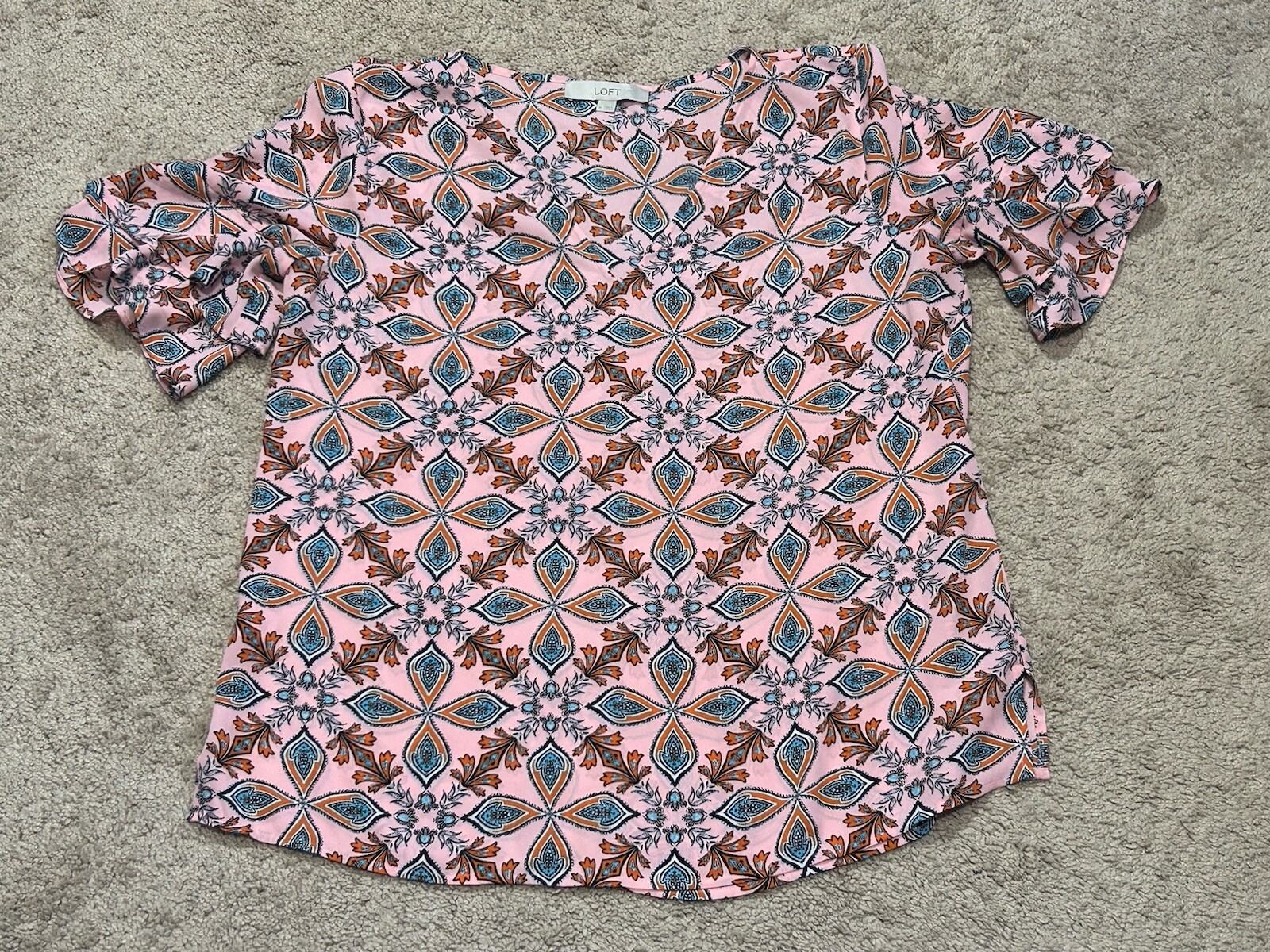 Loft Womens Shirt Size Medium Multicolor Floral Print Dressy Classic Flowy