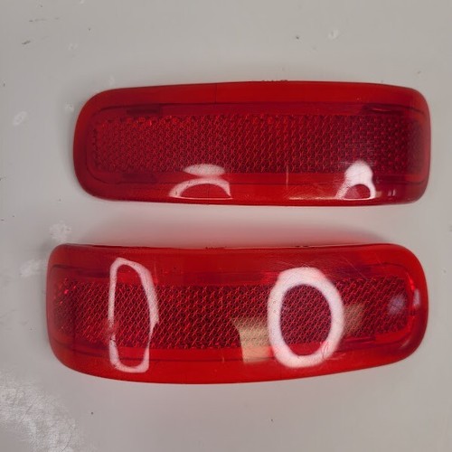 2000-2004 Buick LeSabre Door Panel Reflector Lenses Set of 2 OEM - Picture 2 of 4