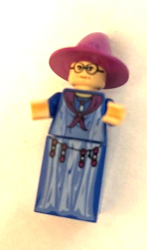 Lego Harry Potter Professor Sybill Trelawney Minifigure 4757 RARE EUC