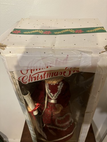 animated christmas figures 19” Mrs Clause Moves And Lit Candle - Picture 4 of 17