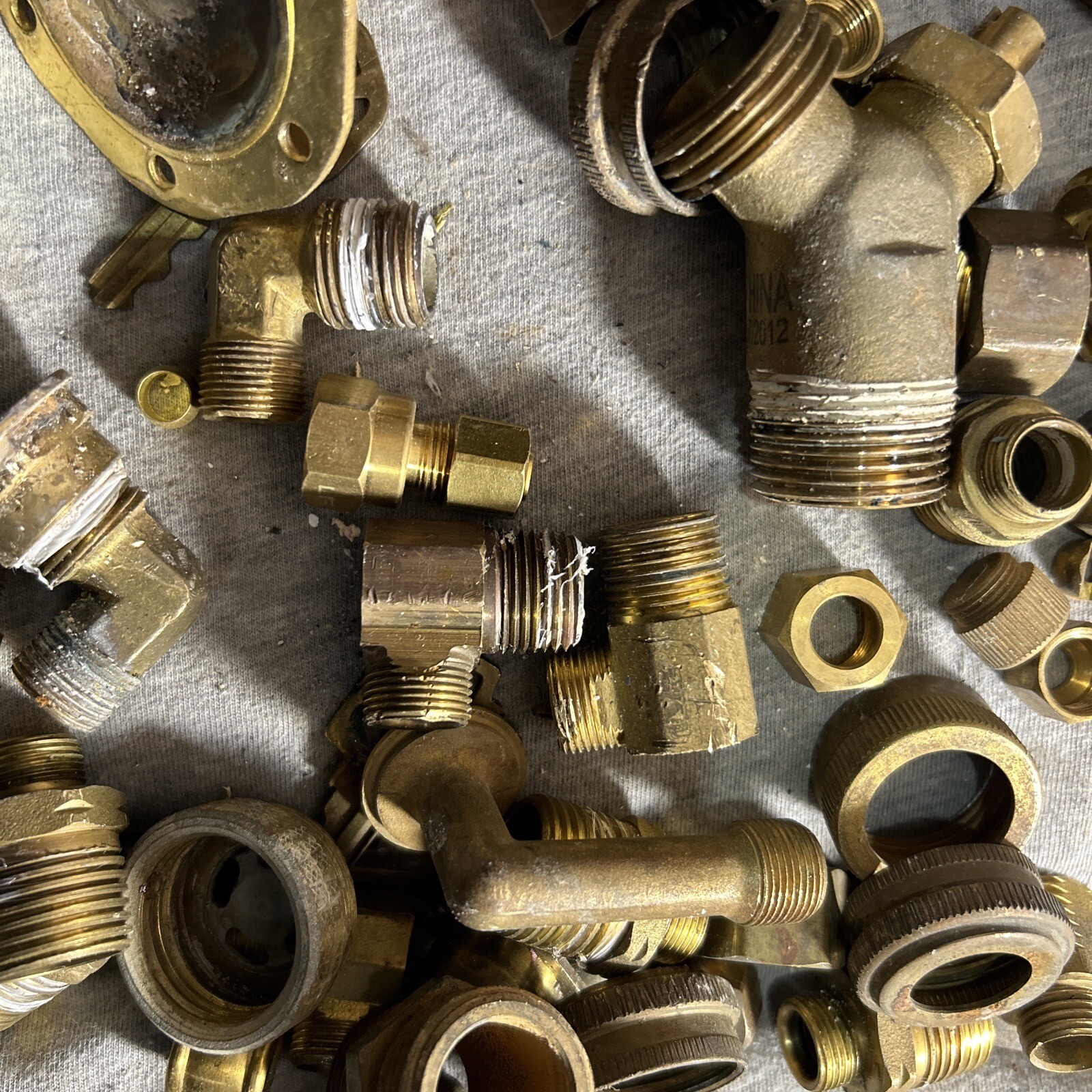 Scrap Brass and Brass Irony 6lbs 8 Oz Steampunk Art Repurpose Pipe fittings General