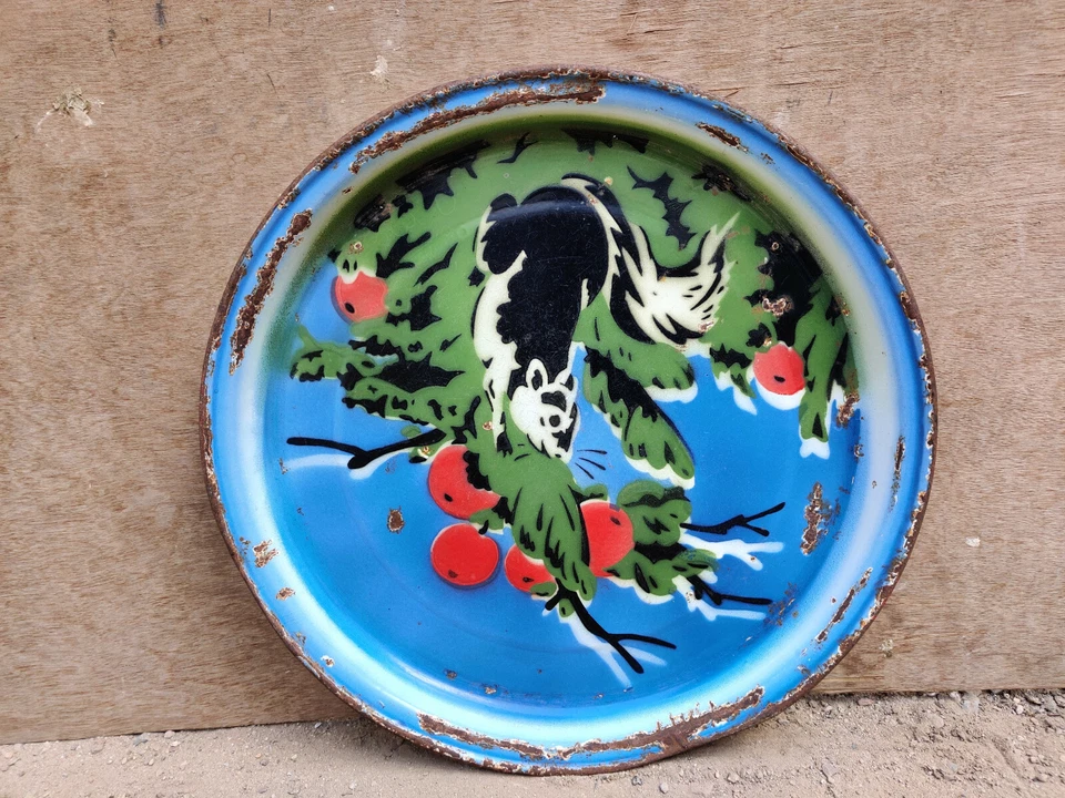 Vintage Écureuil Eating Cerise Design Émail Peinture Plaque Tchécoslovaquie IE49 - Photo 2/3