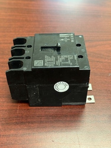 GHB3025 GHB 3Pole 25Amp 480Volt Bolt-On EATON Cutler Hammer Circuit Breaker NEW - Picture 5 of 8