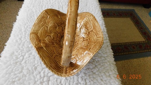 Vintage Ceramic Brown Basket "Weave" Pattern with Handle Hand Painted 9i n tall - Picture 3 of 7