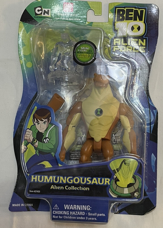 BEN 10 ULTIMATE OMNITRIX w/ 4 action figure w/ small figure