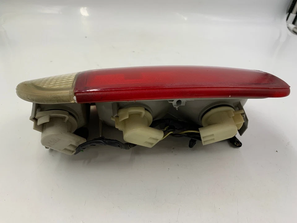 1995-2005 Chevrolet S10 Passenger Side Trunklid Tail Light Taillight D02B35049 - Image 3 of 4