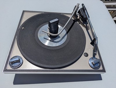 Vintage Philco C-200 Turntable - UNTESTED - As-Is - No needle - Good shape