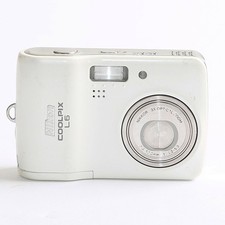 Nikon COOLPIX L6 Compact Digital Camera White Excellent JAPAN