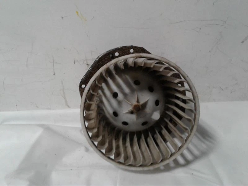 Motor soplador sin CA compatible con camioneta Chevrolet 1500 92-94 644821 Foto 3 de 4