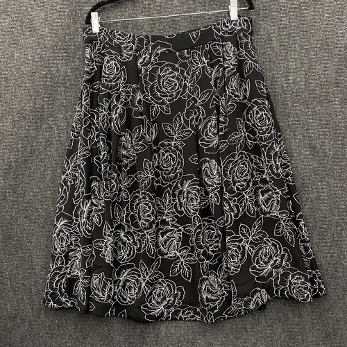 City Chic Layla Skirt Skirt Size XS Midi Black White Rose Pleated Pockets NEW - Picture 11 of 12