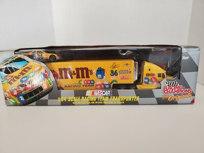 NEW IN BOX* NASCAR 1:64 Scale Die Cast Racing Team Transporter