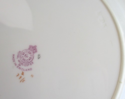 Royal Worcester Windsor dinner plates set of 12 Neoclassical floral swags 1929 - Picture 7 of 7