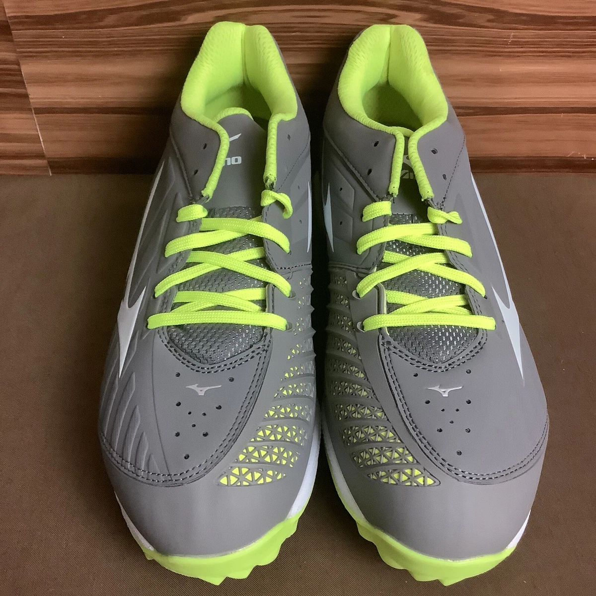2016 mizuno softball best sale cleats