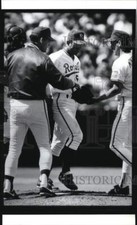 1990 Press Photo Royals Manager John Wathan Takes Ball Away From Jeff Montgomery