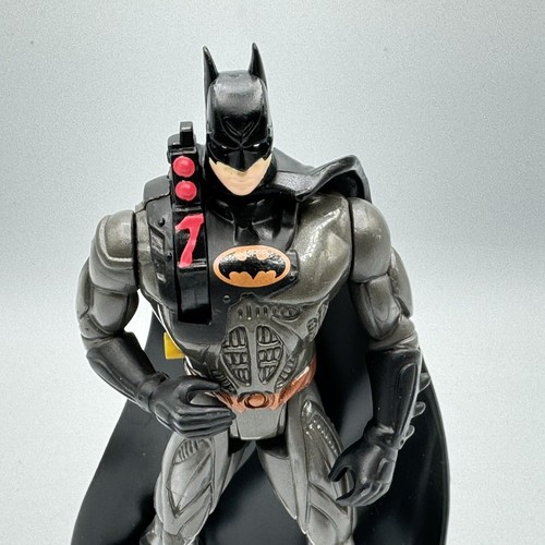 Vintage 1995 Kenner Batman Forever Sonar Sensor BATMAN 5" Action Figure Only - Picture 2 of 5